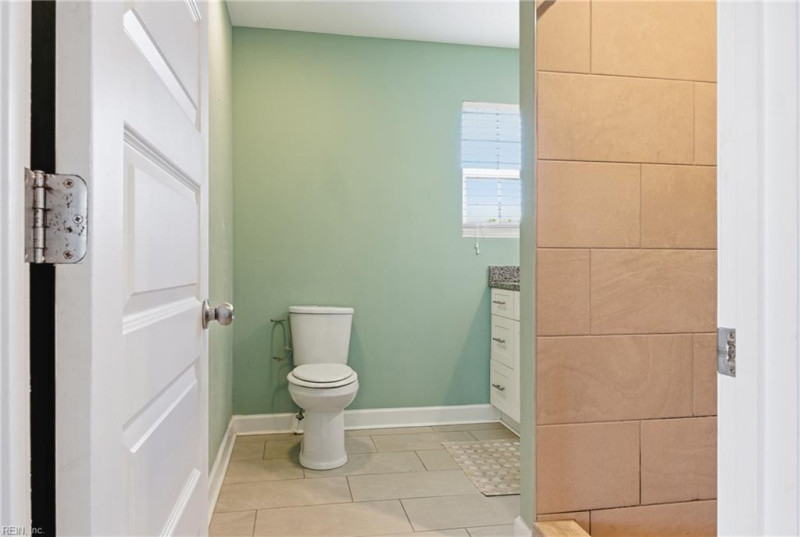 Photo 12 of 33 residential for sale in Norfolk virginia