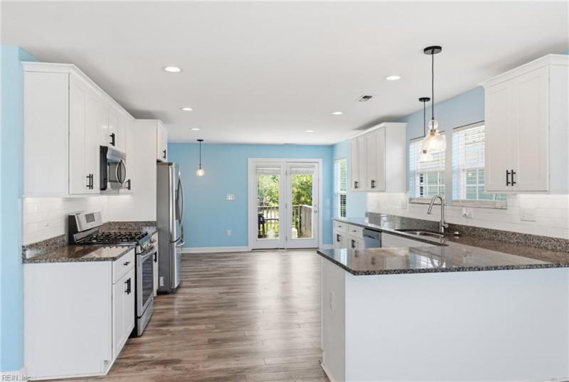 Photo 9 of 33 residential for sale in Norfolk virginia