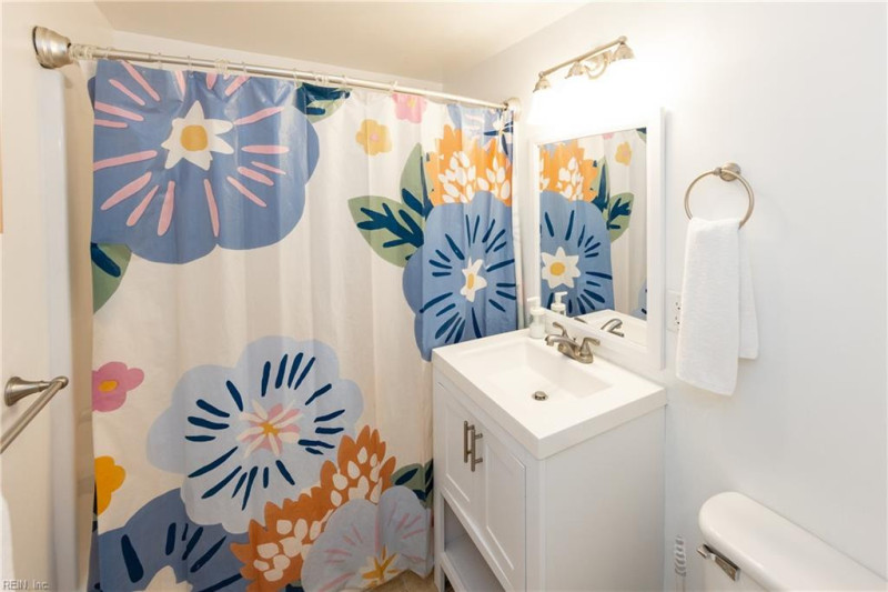 Photo 19 of 50 residential for sale in Virginia Beach virginia