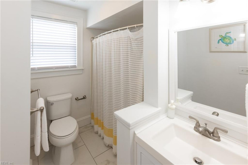 Photo 35 of 50 residential for sale in Virginia Beach virginia