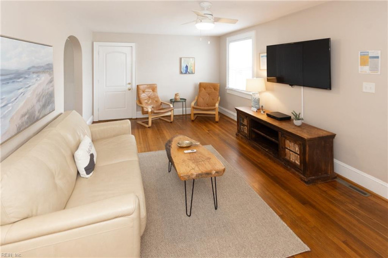Photo 8 of 50 residential for sale in Virginia Beach virginia