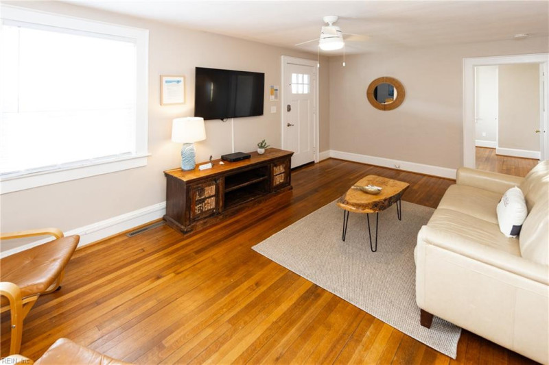 Photo 9 of 50 residential for sale in Virginia Beach virginia