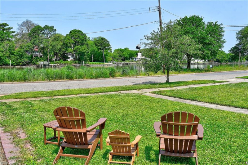 Photo 12 of 50 residential for sale in Norfolk virginia
