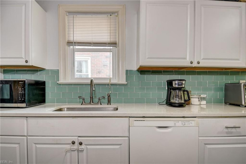 Photo 27 of 50 residential for sale in Norfolk virginia