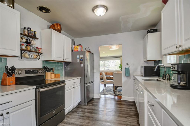 Photo 29 of 50 residential for sale in Norfolk virginia