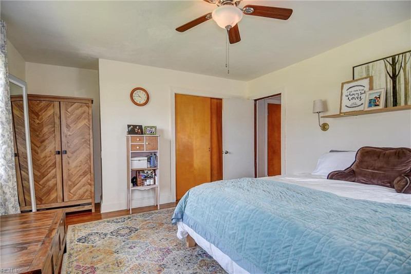 Photo 34 of 50 residential for sale in Norfolk virginia