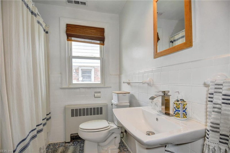 Photo 35 of 50 residential for sale in Norfolk virginia