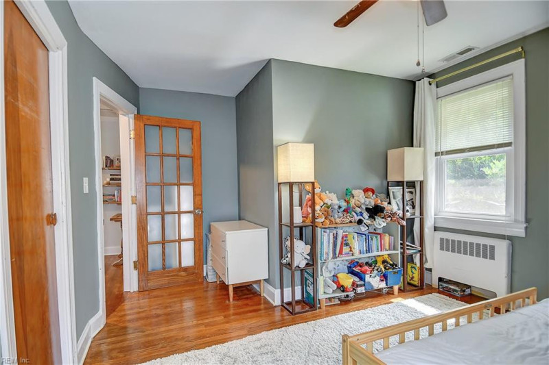 Photo 37 of 50 residential for sale in Norfolk virginia