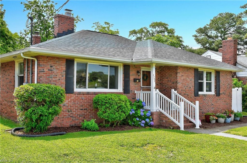 Photo 4 of 50 residential for sale in Norfolk virginia