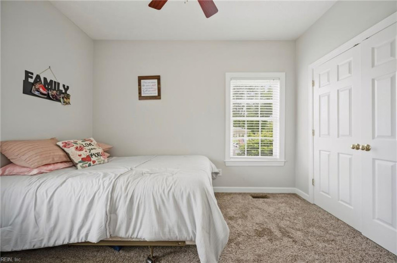 Photo 21 of 50 residential for sale in Gloucester County virginia