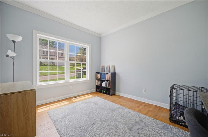 Photo 8 of 50 residential for sale in Gloucester County virginia