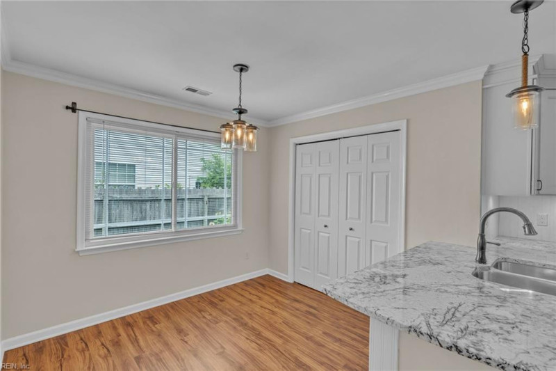 Photo 12 of 43 residential for sale in Virginia Beach virginia