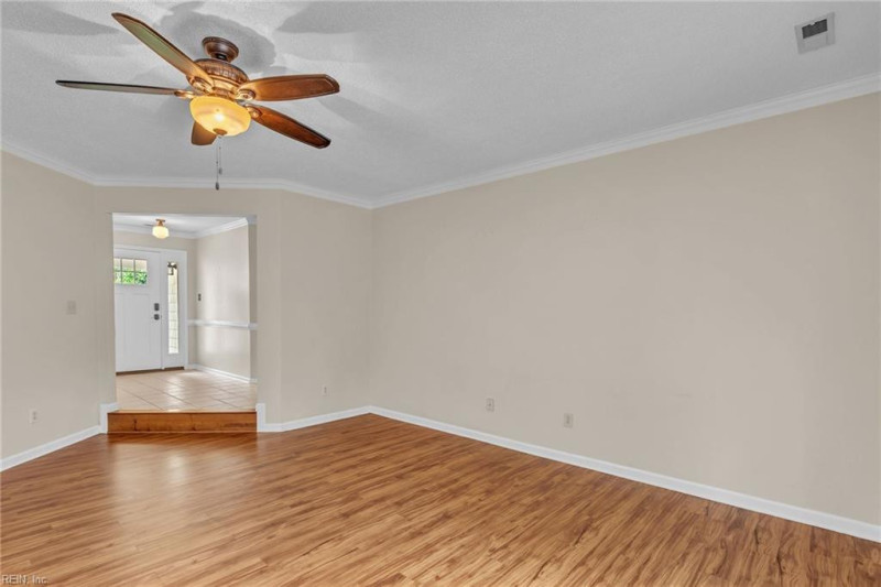 Photo 21 of 43 residential for sale in Virginia Beach virginia