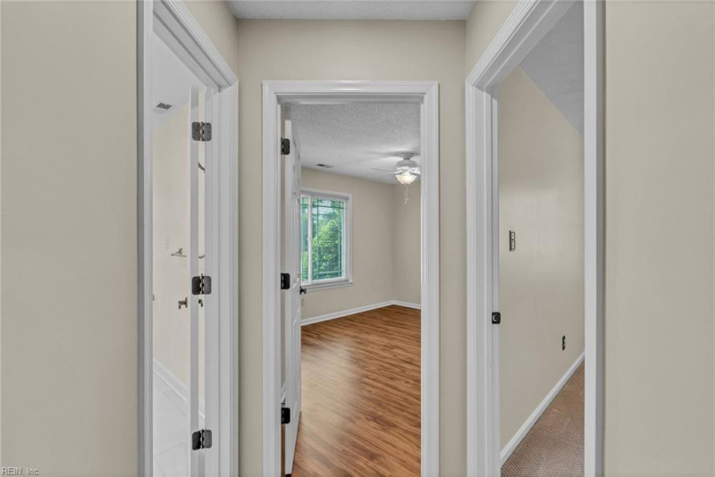 Photo 23 of 43 residential for sale in Virginia Beach virginia