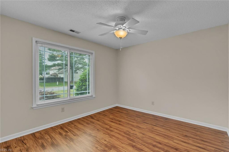 Photo 26 of 43 residential for sale in Virginia Beach virginia