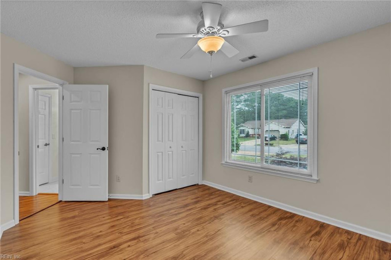 Photo 27 of 43 residential for sale in Virginia Beach virginia