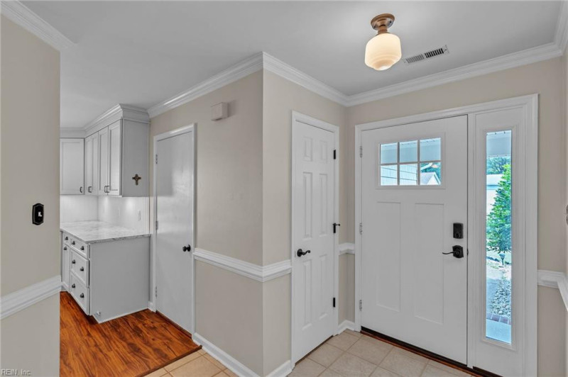 Photo 6 of 43 residential for sale in Virginia Beach virginia