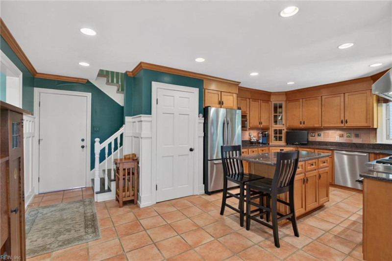 Photo 18 of 50 residential for sale in Chesapeake virginia Photo 18 of 50 residential for sale in Chesapeake virginia