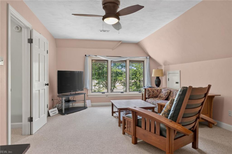 Photo 31 of 50 residential for sale in Chesapeake virginia Photo 31 of 50 residential for sale in Chesapeake virginia