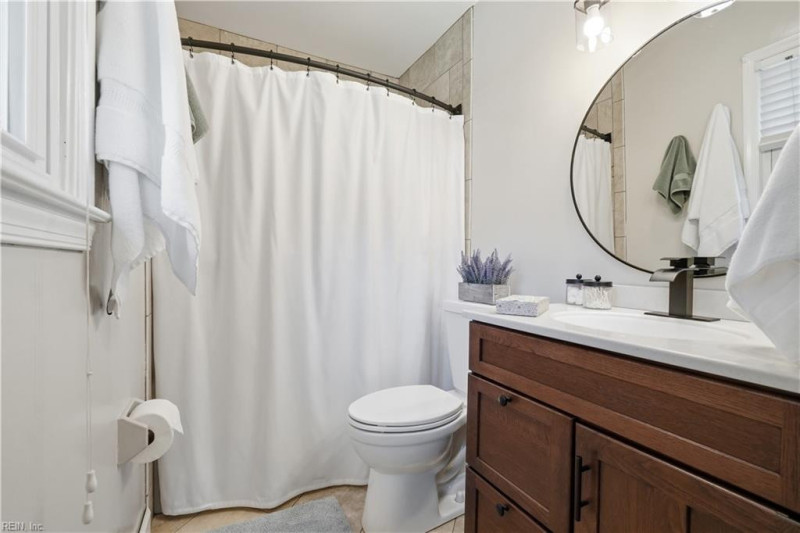Photo 18 of 30 residential for sale in Virginia Beach virginia