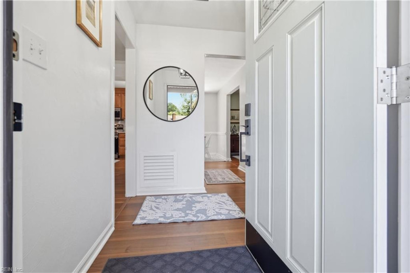 Photo 3 of 30 residential for sale in Virginia Beach virginia