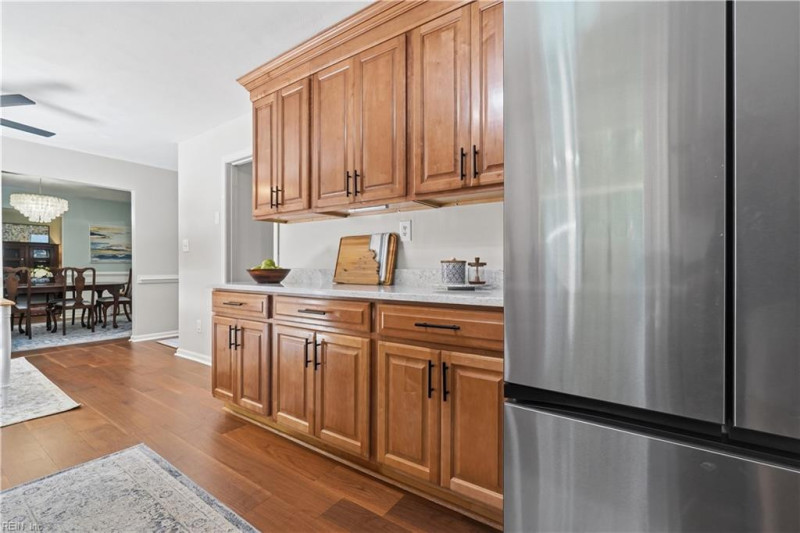 Photo 8 of 30 residential for sale in Virginia Beach virginia