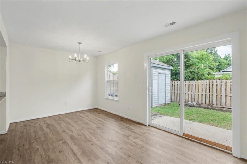 Photo 12 of 36 residential for sale in Hampton virginia