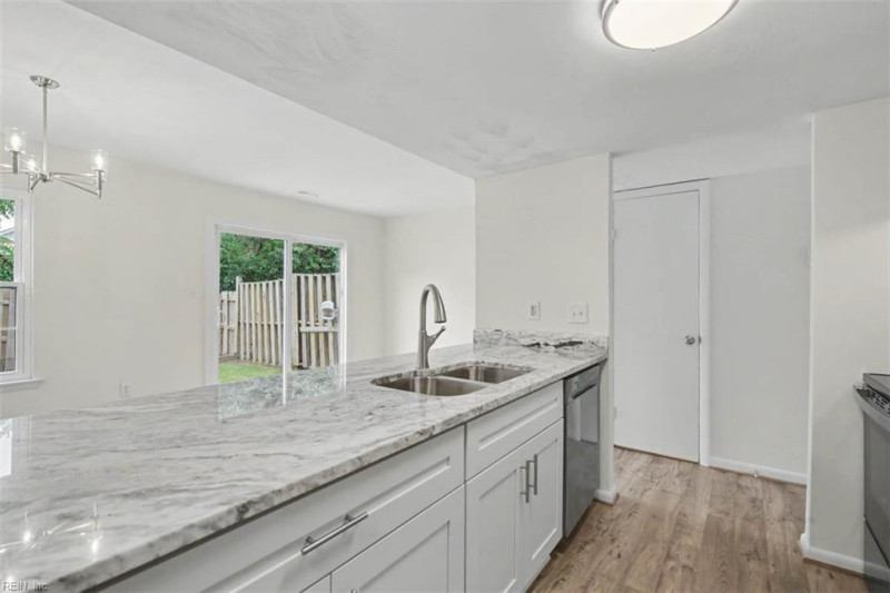 Photo 20 of 36 residential for sale in Hampton virginia