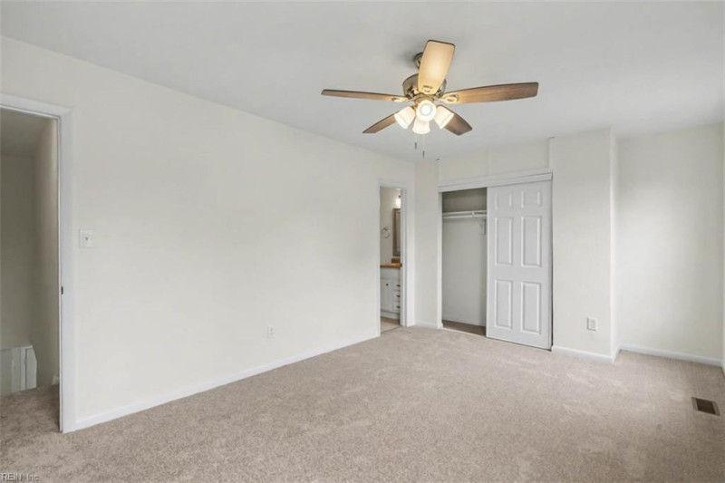 Photo 25 of 36 residential for sale in Hampton virginia