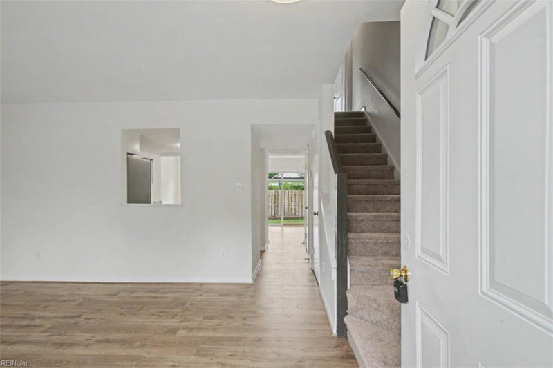 Photo 5 of 36 residential for sale in Hampton virginia