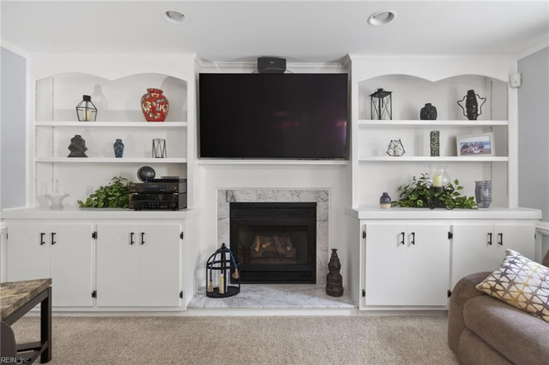 Photo 22 of 48 residential for sale in Chesapeake virginia