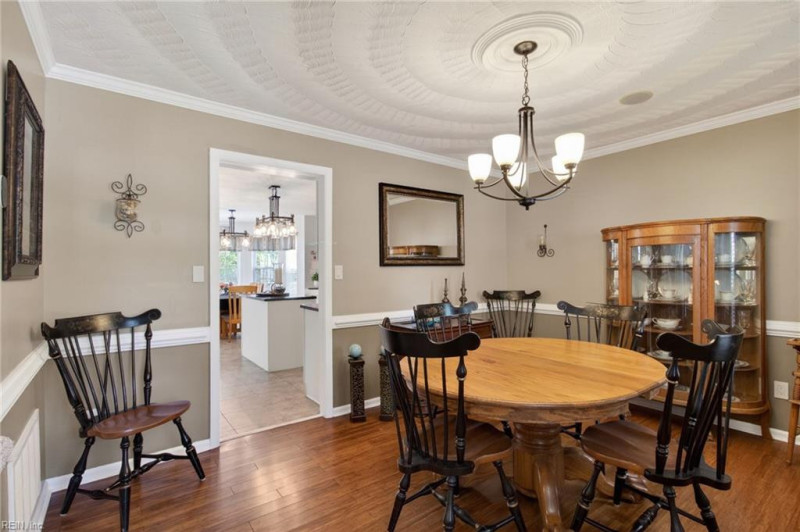 Photo 8 of 48 residential for sale in Chesapeake virginia