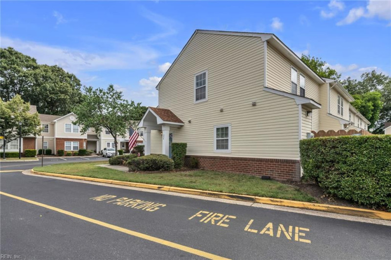 Photo 35 of 37 residential for sale in Chesapeake virginia Photo 35 of 37 residential for sale in Chesapeake virginia