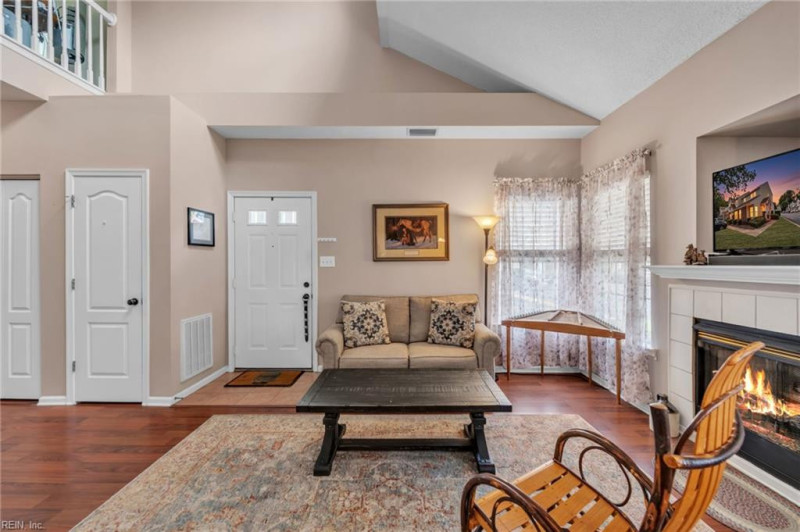 Photo 8 of 37 residential for sale in Chesapeake virginia Photo 8 of 37 residential for sale in Chesapeake virginia