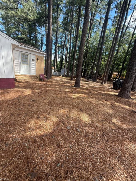 Photo 2 of 7 residential for sale in Franklin virginia