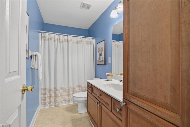 Photo 37 of 50 residential for sale in Chesapeake virginia