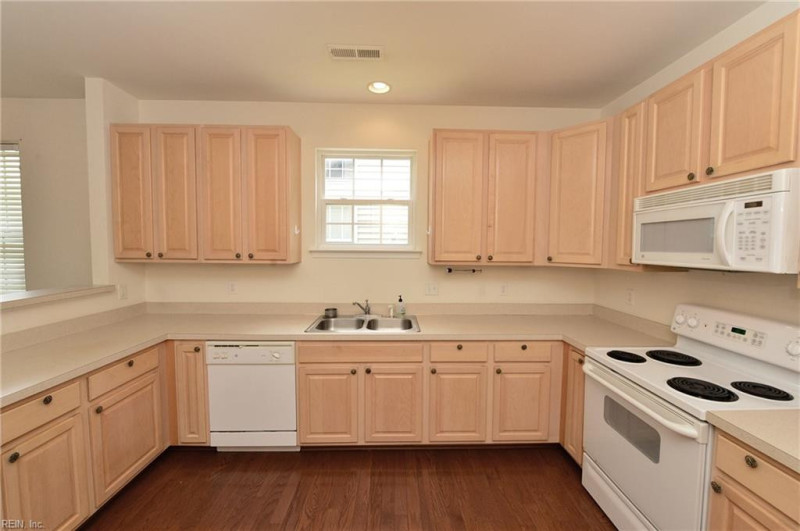 Photo 6 of 28 residential for sale in Virginia Beach virginia Photo 6 of 28 residential for sale in Virginia Beach virginia