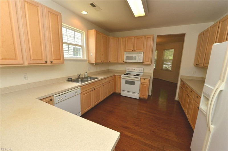 Photo 7 of 28 residential for sale in Virginia Beach virginia Photo 7 of 28 residential for sale in Virginia Beach virginia