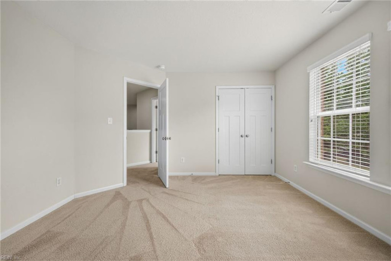 Photo 29 of 38 residential for sale in Chesapeake virginia