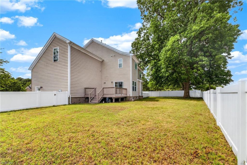 Photo 34 of 38 residential for sale in Chesapeake virginia