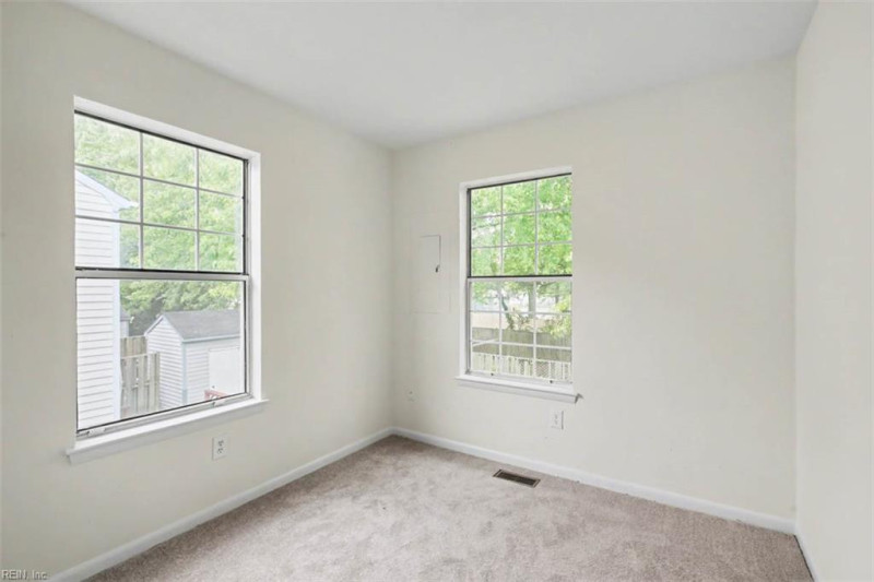 Photo 34 of 37 residential for sale in Hampton virginia