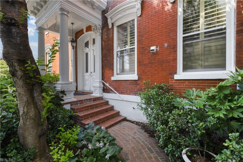 Photo 4 of 41 residential for sale in Norfolk virginia