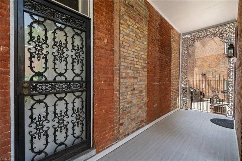 Photo 5 of 41 residential for sale in Norfolk virginia