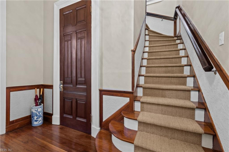 Photo 6 of 41 residential for sale in Norfolk virginia