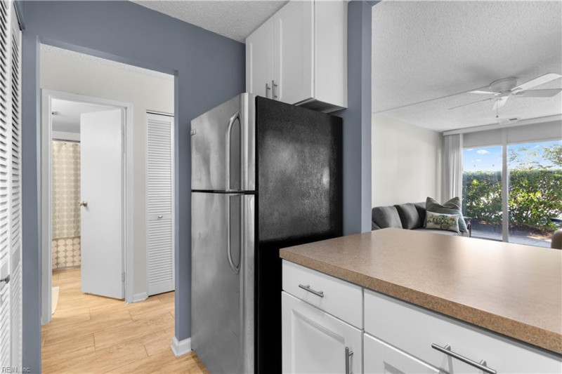 Photo 19 of 46 residential for sale in Virginia Beach virginia
