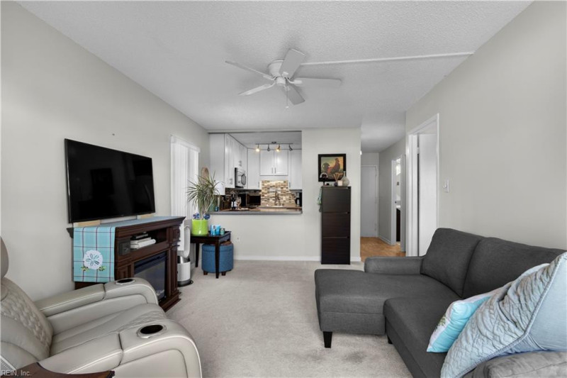 Photo 24 of 46 residential for sale in Virginia Beach virginia