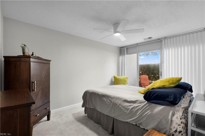 Photo 26 of 46 residential for sale in Virginia Beach virginia