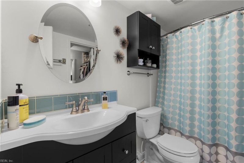 Photo 29 of 46 residential for sale in Virginia Beach virginia
