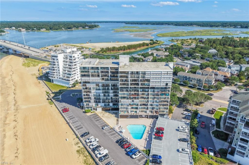 Photo 8 of 46 residential for sale in Virginia Beach virginia