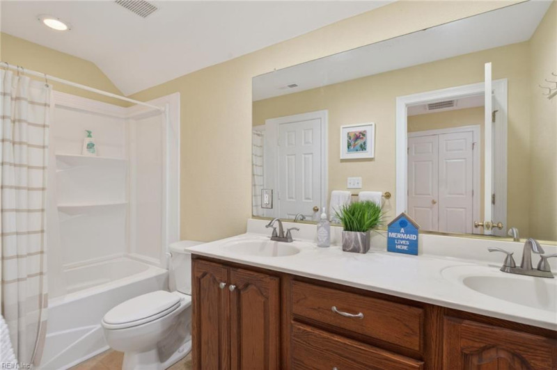 Photo 27 of 46 residential for sale in Northampton County virginia
